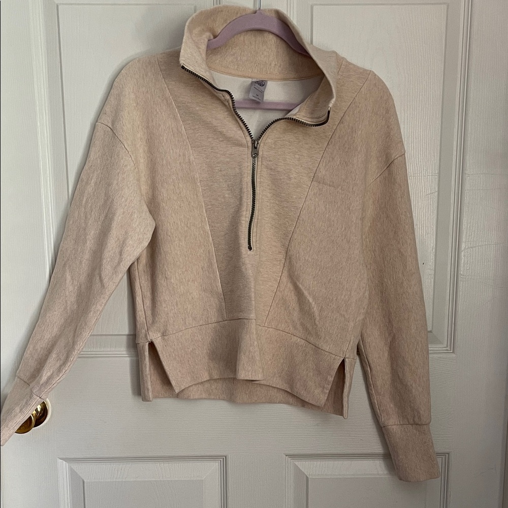 Te Verde Cream Quarter-Zip Sweater